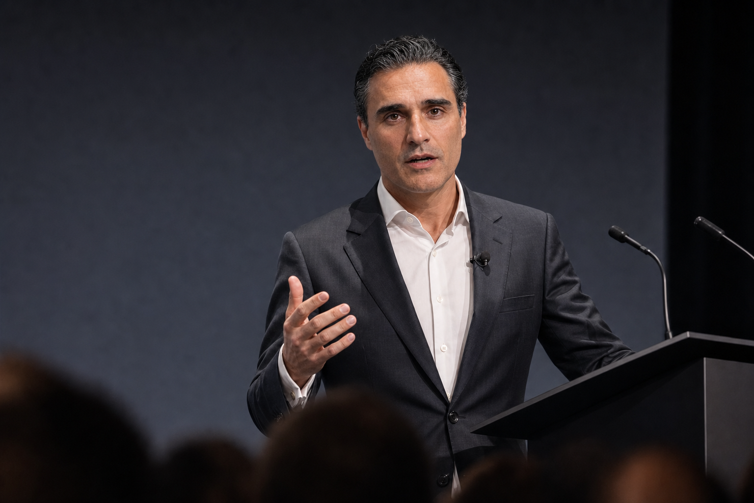 Aldo Attanasio d'Aponte speaking